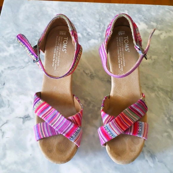 Toms Shoes - TOMS | Sienna Strappy Wedges (Canvas), Sz 8.5